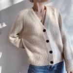 Champagne Cardigan PetiteKnit apraksts