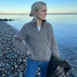 Dagmar Zipper Sweater PetiteKnit apraksts